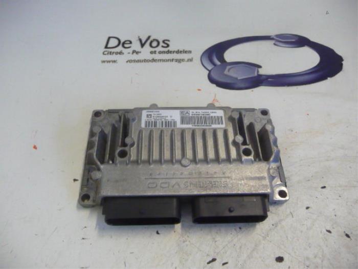 Used Automatic gearbox computer Peugeot 308 Price € 90,00 Margin scheme offered by De Vos Onderdelen