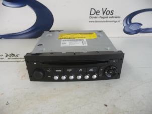 Usados Reproductor de CD y radio Peugeot 3008 Precio € 50,00 Norma de margen ofrecido por De Vos Autodemontagebedrijf