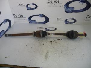 Used Front drive shaft, right Peugeot 508 Price € 135,00 Margin scheme offered by De Vos Autodemontagebedrijf