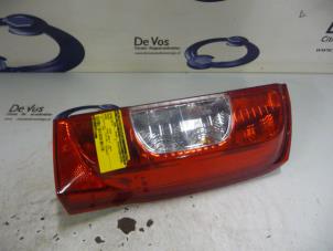 Gebrauchte Rücklicht rechts Peugeot Bipper Preis € 35,00 Margenregelung angeboten von De Vos Autodemontagebedrijf