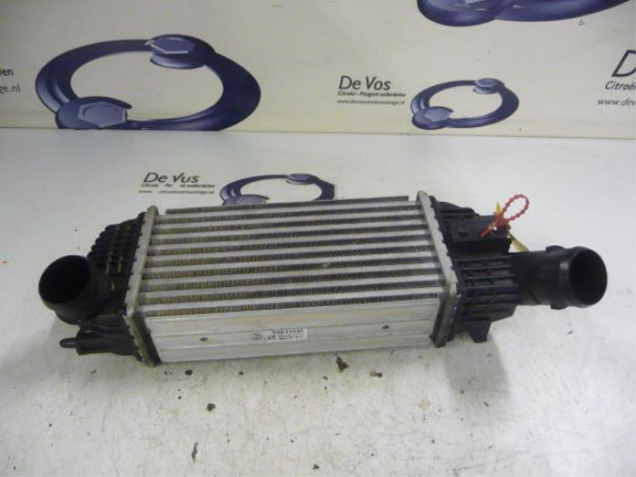 Usagé Intercooler Peugeot 508 (8D) 2.0 HDiF 16V Prix € 80,00 Règlement à la marge proposé par De Vos Onderdelen