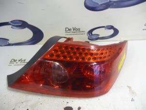 Gebrauchte Rücklicht rechts Peugeot 407 Preis € 80,00 Margenregelung angeboten von De Vos Autodemontagebedrijf