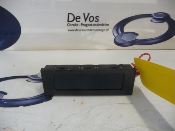 Begagnade Innerdisplay Citroen C3 Pris € 80,00 Marginaltabell erbjuds av De Vos Onderdelen