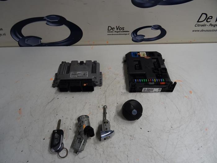 Used Engine management computer Citroen DS3 Price € 350,00 Margin scheme offered by De Vos Onderdelen