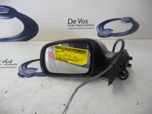 Used Wing mirror, left Peugeot 307 (3A/C/D) 1.6 HDi 16V Price € 45,00 Margin scheme offered by De Vos Autodemontagebedrijf