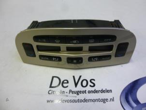 Używane Panel sterowania nagrzewnicy Peugeot 607 (9D/U) 2.7 HDi V6 24V Cena € 70,00 Procedura marży oferowane przez De Vos Autodemontagebedrijf
