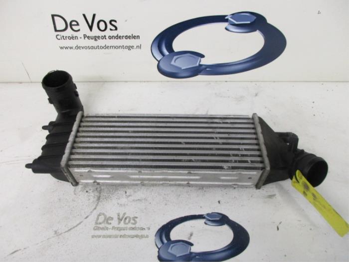 Usados Intercooler Citroen C8 (EA/EB) 2.2 HDi 16V Precio € 70,00 Norma de margen ofrecido por De Vos Onderdelen