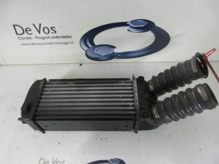 Usados Intercooler Peugeot 207 Precio € 100,00 Norma de margen ofrecido por De Vos Onderdelen
