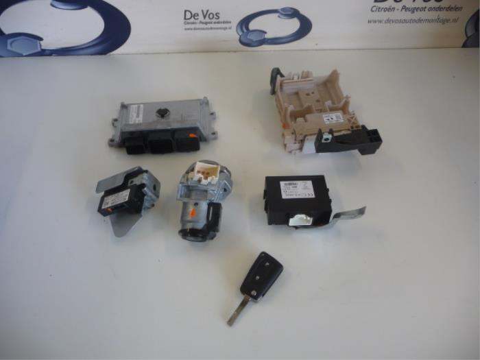Used Engine management computer Citroen C1 Price € 350,00 Margin scheme offered by De Vos Onderdelen