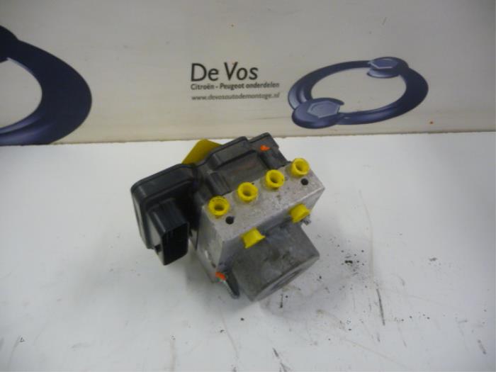 Begagnade ABS-pump Citroen C1 Pris € 160,00 Marginaltabell erbjuds av De Vos Onderdelen
