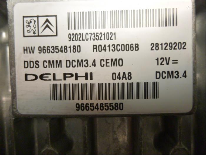 Calculateur moteur d'un Peugeot 407 (6C/J) 2.0 HDiF 16V 2008