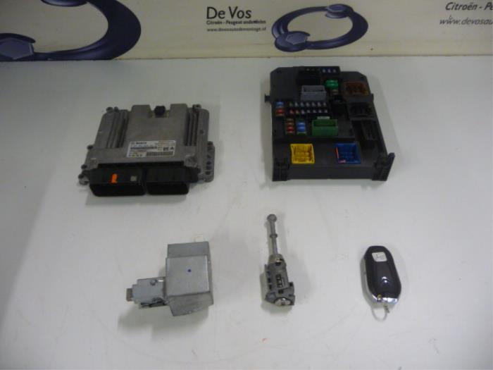 Engine management computer Citroen C4 Picasso 1612809680 BHZBH01