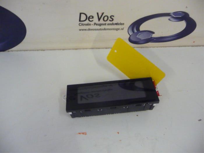 Begagnade Innerdisplay Citroen DS3 Pris € 80,00 Marginaltabell erbjuds av De Vos Onderdelen