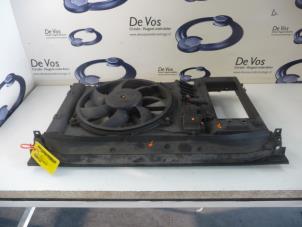 Gebrauchte Kühlgebläsegehäuse Citroen C4 Picasso Preis € 80,00 Margenregelung angeboten von De Vos Autodemontagebedrijf