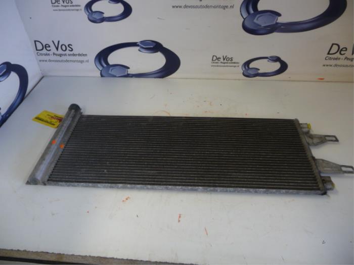 Begagnade AC-radiator Peugeot Boxer Pris € 100,00 Marginaltabell erbjuds av De Vos Onderdelen