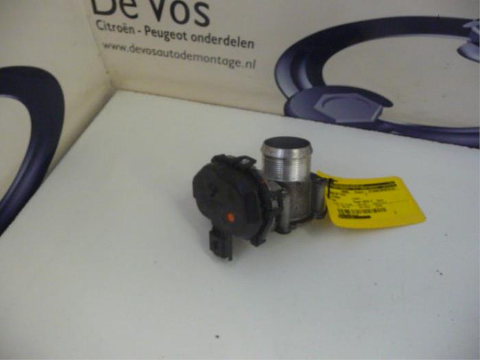 Usagé Boitier papillon Citroen DS3 Prix € 45,00 Règlement à la marge proposé par De Vos Onderdelen