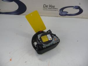 Usagé Tendeur de ceinture gauche Peugeot Bipper Prix € 100,00 Règlement à la marge proposé par De Vos Autodemontagebedrijf