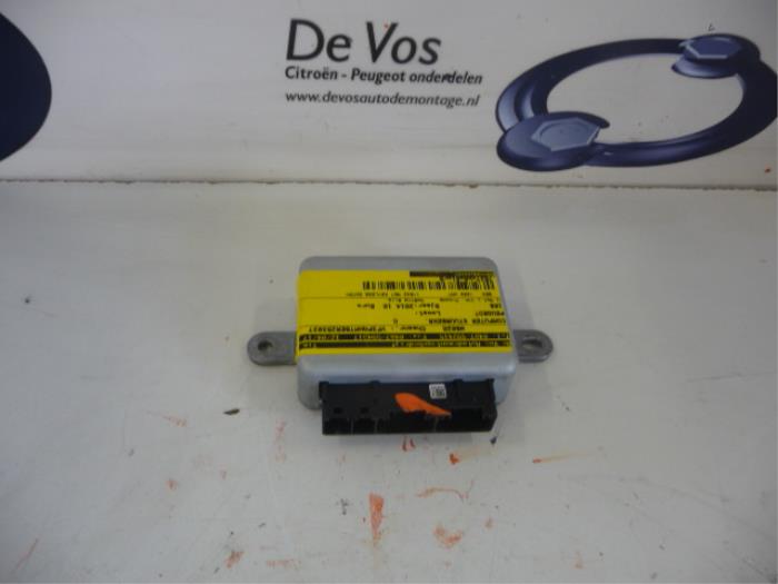 Used Power steering computer Peugeot 108 Price € 160,00 Margin scheme offered by De Vos Onderdelen