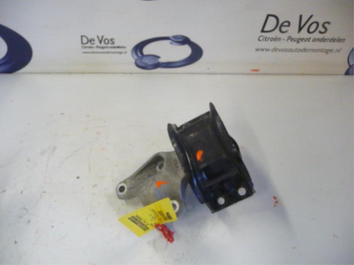 Used Engine mount Citroen DS5 Price € 60,00 Margin scheme offered by De Vos Onderdelen