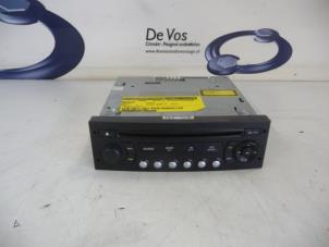 Used Radio CD player Peugeot 307 (3A/C/D) 1.6 16V Price € 50,00 Margin scheme offered by De Vos Autodemontagebedrijf