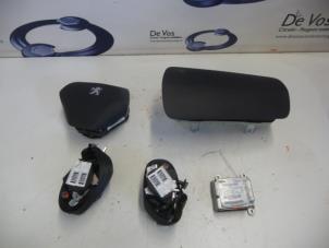 Used Airbag set + module Peugeot Bipper (AA) 1.3 HDI Price € 750,00 Margin scheme offered by De Vos Autodemontagebedrijf
