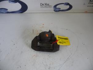 Used Front brake calliper, left Citroen Saxo 1.4i SX,VSX Price € 55,00 Margin scheme offered by De Vos Autodemontagebedrijf