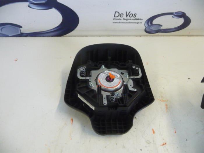 Left airbag (steering wheel) from a Citroen C3 Picasso 2016