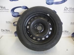 Used Wheel + tyre Citroen C4 Berline (LC) 1.6 16V VTi 120 Price € 80,00 Margin scheme offered by De Vos Autodemontagebedrijf