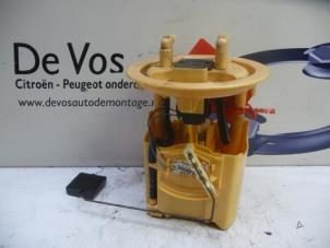 Used Electric fuel pump Peugeot 307 (3A/C/D) 2.0 HDi 90 Price € 55,00 Margin scheme offered by De Vos Autodemontagebedrijf