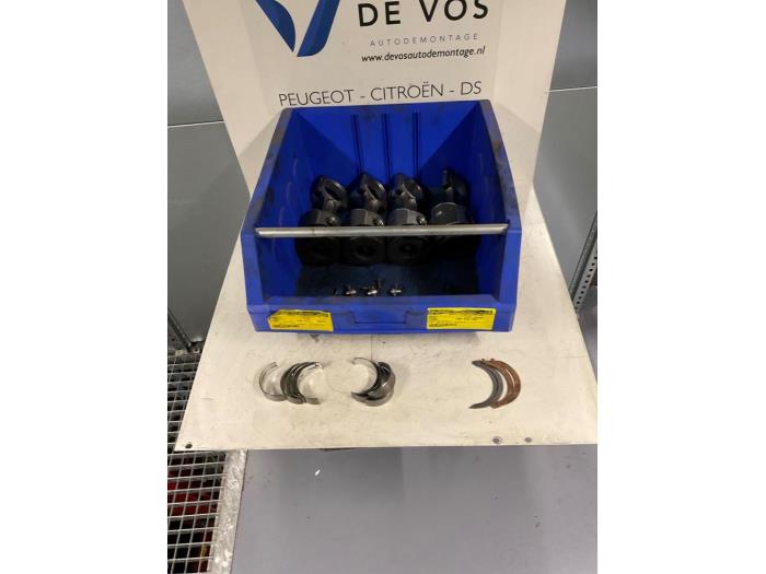 Usagé Piston Citroen Picasso Prix € 280,00 Règlement à la marge proposé par De Vos Onderdelen
