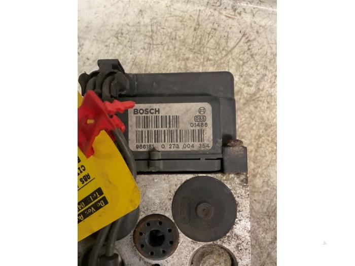 ABS Pumpe van een Citroën Evasion 2.0 CT SX,VSX Turbo 2000