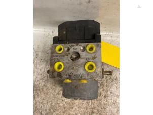 ABS Pumpe van een Citroën Evasion 2.0 CT SX,VSX Turbo 2000