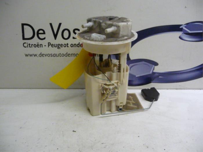 Usagé Pompe à carburant Citroen Evasion 2.0 CT SX,VSX Turbo Prix € 45,00 Règlement à la marge proposé par De Vos Onderdelen