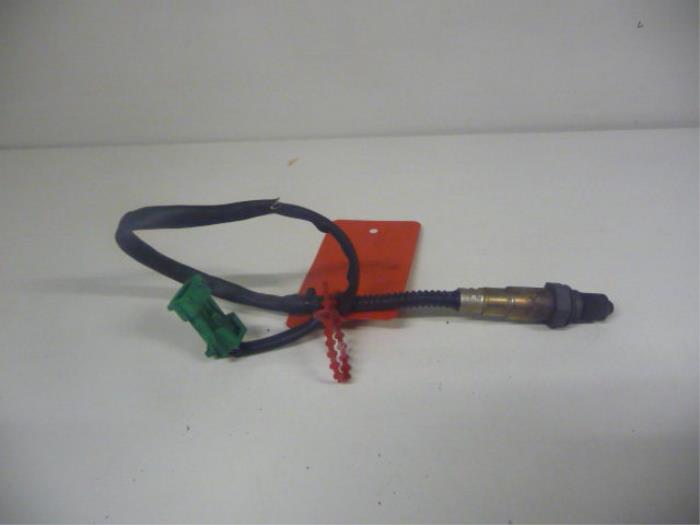 Usados Sonda Lambda Peugeot 607 (9D/U) 2.9 V6 24V Precio € 45,00 Norma de margen ofrecido por De Vos Onderdelen