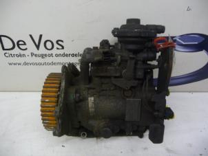 Used Mechanical fuel pump Peugeot Expert Price € 135,00 Margin scheme offered by De Vos Autodemontagebedrijf
