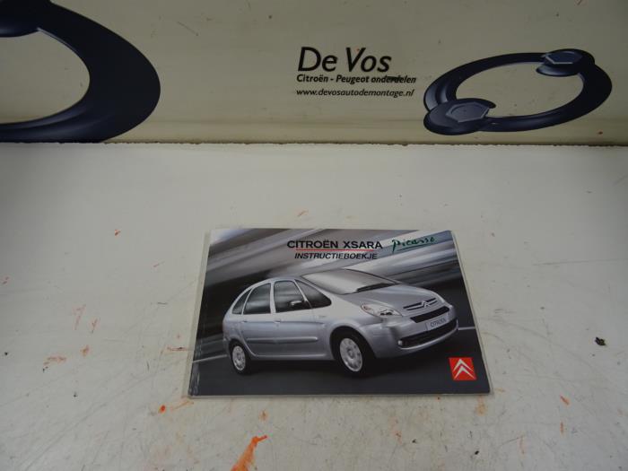 Używane Instrukcja Citroen Xsara Picasso (CH) 1.6i 16V Cena € 10,00 Procedura marży oferowane przez De Vos Onderdelen