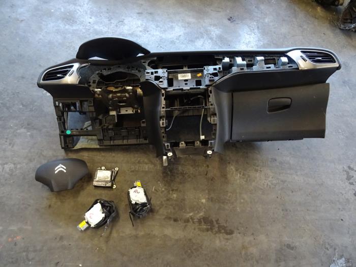 Airbag sets + modules with part number 96771569XX stock
