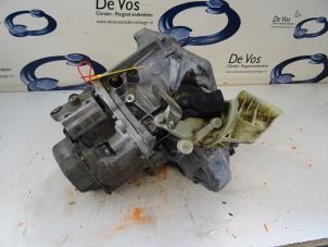 Używane Skrzynia biegów Citroen C3 (SC) 1.6 HDi 92 Cena € 500,00 Procedura marży oferowane przez De Vos Autodemontagebedrijf