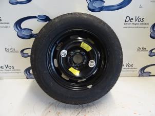 Used Wheel + tyre Peugeot 307 SW (3H) 1.6 16V Price € 70,00 Margin scheme offered by De Vos Autodemontagebedrijf