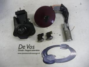 Used Set of cylinder locks (complete) Citroen Saxo 1.1i X,SX Price € 70,00 Margin scheme offered by De Vos Autodemontagebedrijf
