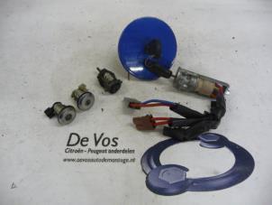 Used Set of cylinder locks (complete) Citroen Saxo 1.5 D Price € 70,00 Margin scheme offered by De Vos Autodemontagebedrijf
