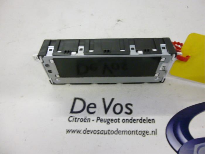 Begagnade Innerdisplay Peugeot 508 (8D) 1.6 HDiF 16V Pris € 100,00 Marginaltabell erbjuds av De Vos Onderdelen