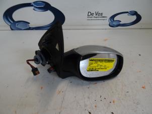 Used Wing mirror, right Peugeot 206 (2A/C/H/J/S) 1.6 16V Price € 45,00 Margin scheme offered by De Vos Autodemontagebedrijf