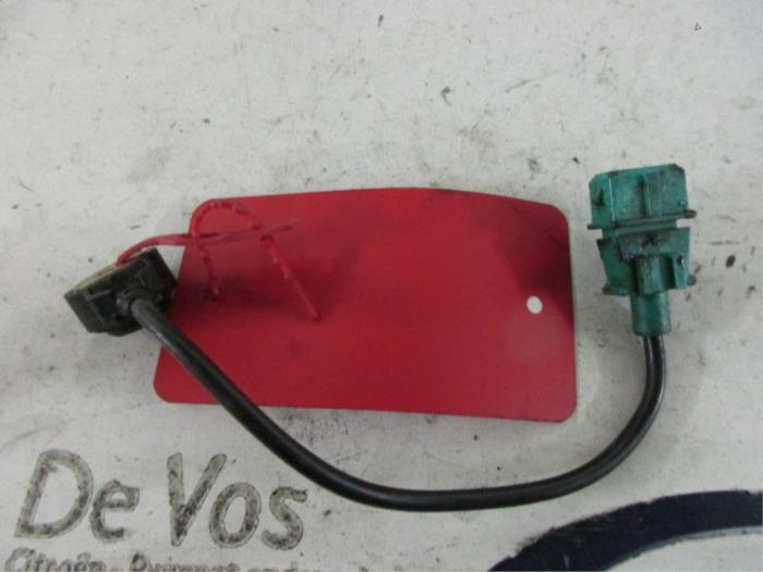 Gebrauchte Klopfsensor Peugeot 607 (9D/U) 2.9 V6 24V Preis € 50,00 Margenregelung angeboten von De Vos Onderdelen