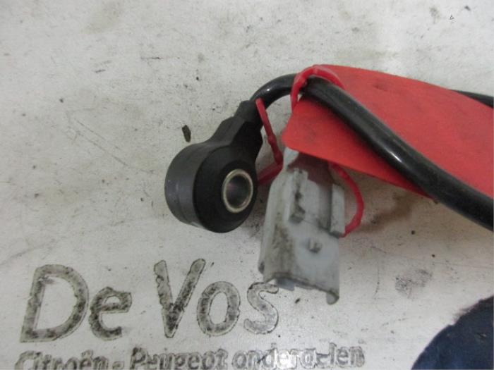 Begagnade Knackningssensor Peugeot 607 (9D/U) 2.7 HDi V6 24V Pris € 15,00 Marginaltabell erbjuds av De Vos Onderdelen