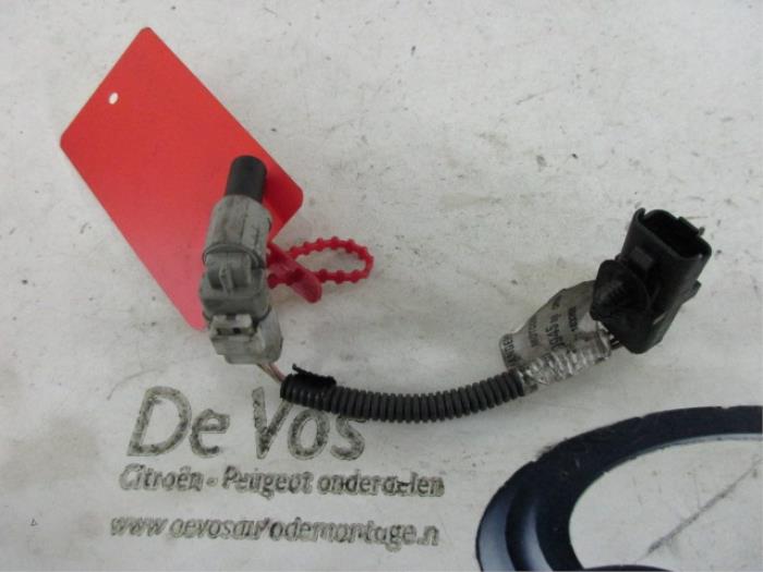 Gebrauchte Nockenwelle Sensor Peugeot 307 (3A/C/D) 1.6 HDiF 16V Preis € 10,00 Margenregelung angeboten von De Vos Onderdelen