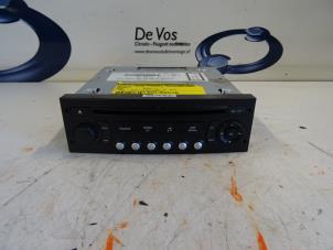 Used Radio CD player Peugeot 3008 Price € 50,00 Margin scheme offered by De Vos Autodemontagebedrijf