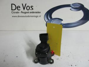 Usados Interruptor de válvula de aceleración Peugeot 607 Precio € 115,00 Norma de margen ofrecido por De Vos Autodemontagebedrijf