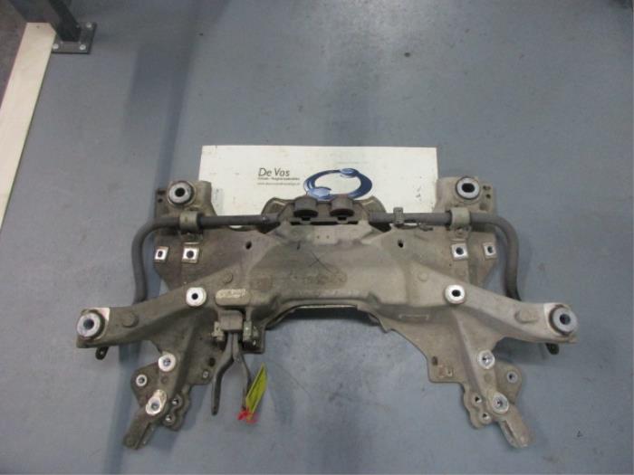 Used Subframe Peugeot 407 (6C/J) 2.2 16V Price € 100,00 Margin scheme offered by De Vos Onderdelen