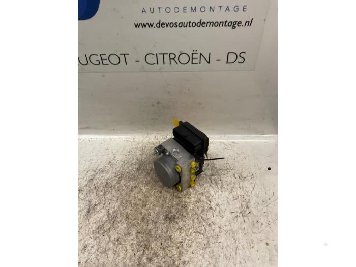 Begagnade ABS-pump Citroen Nemo Combi (AJ) 1.4 HDi 70 Pris € 250,00 Marginaltabell erbjuds av De Vos Onderdelen